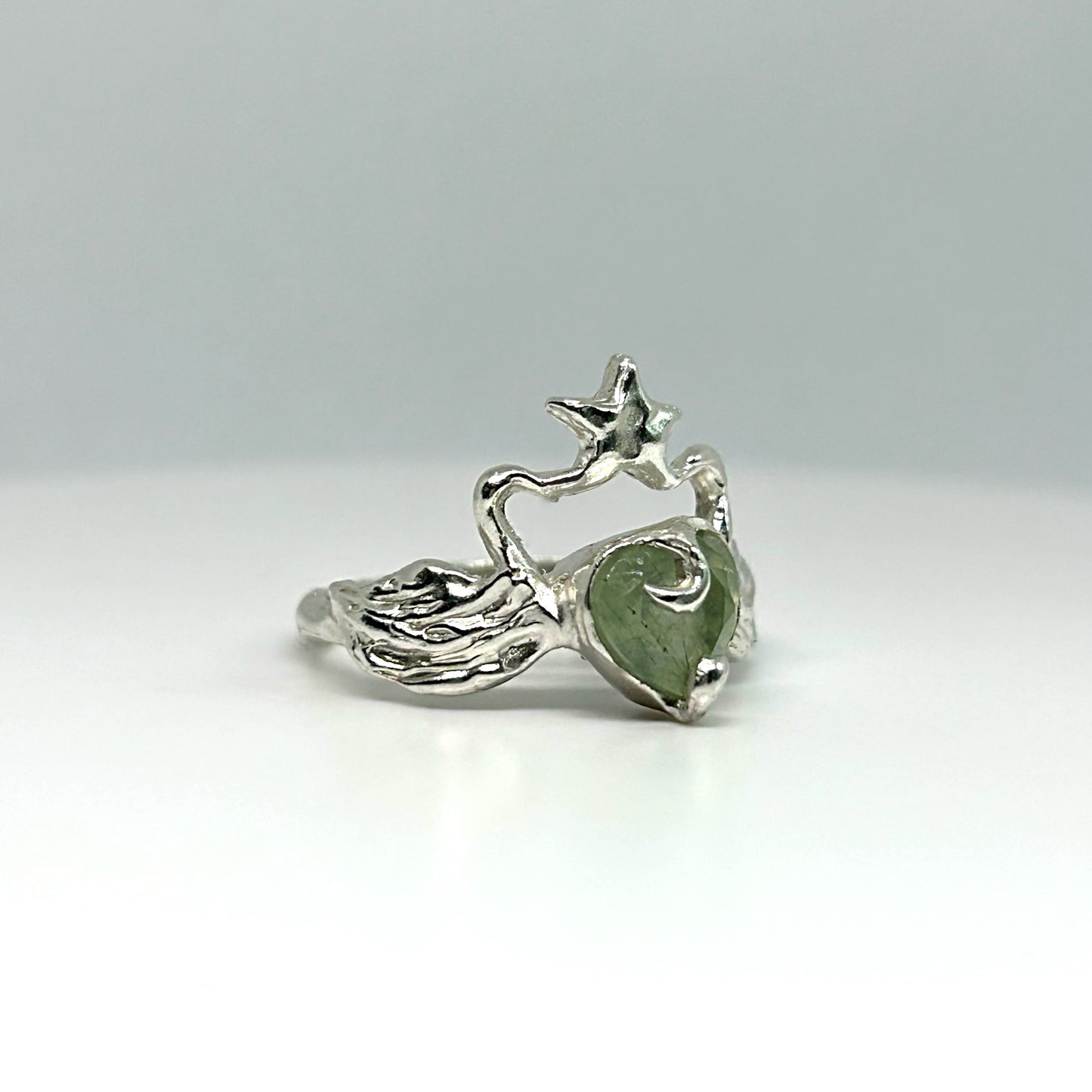 Prehnite & Star Swans in Love - US 8/UK P