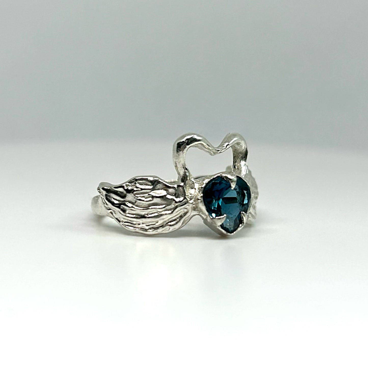 London Blue Topaz Swans in Love - US 5.5/UK K
