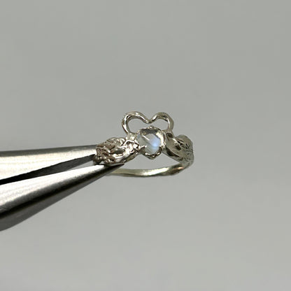 Moonstone Swans in Love - US 5.5/UK K