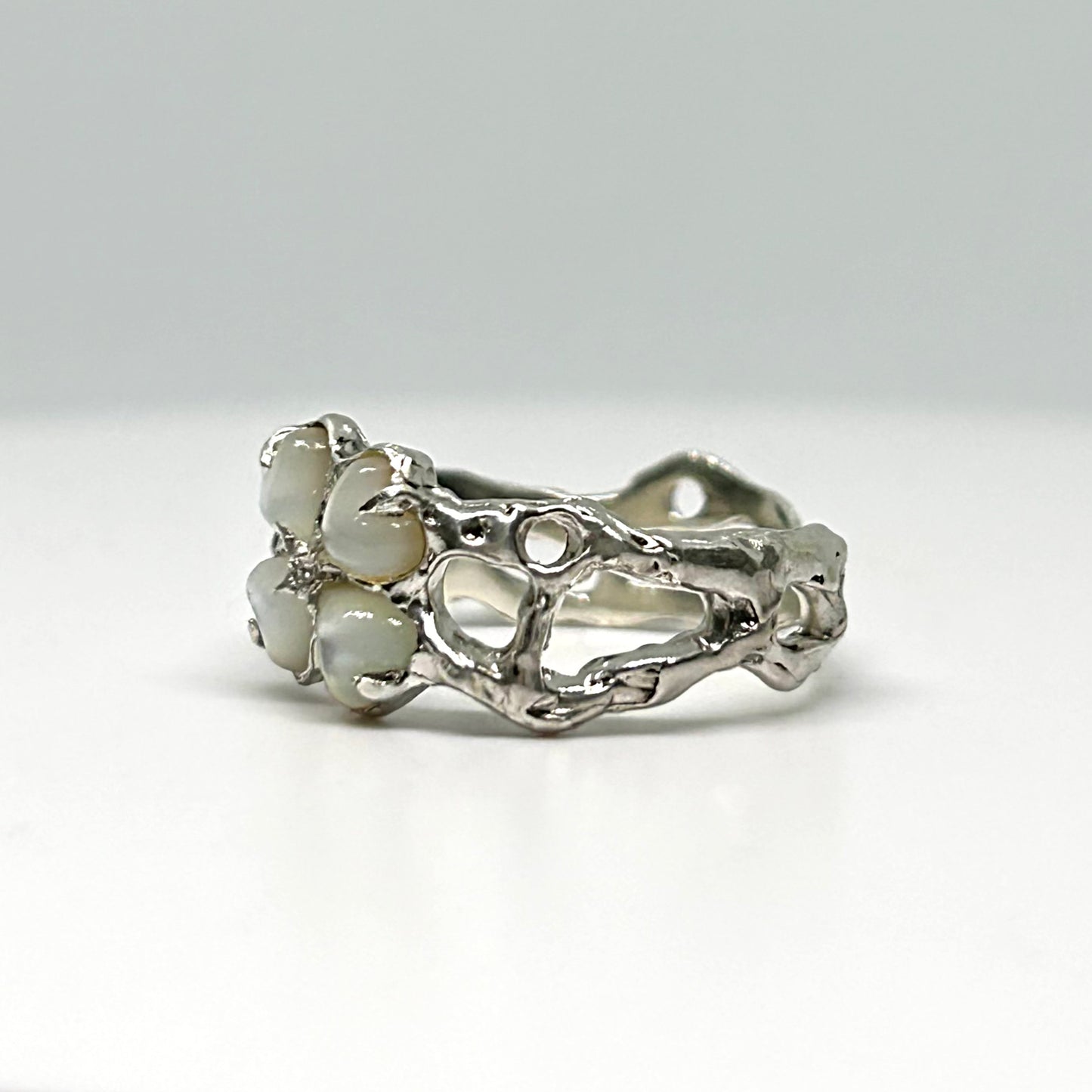 Clover Ring - US 7/UK N