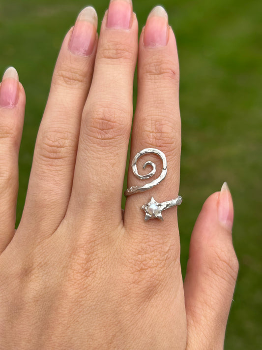 Daria Ring - US 7/UK N (Adjustable)