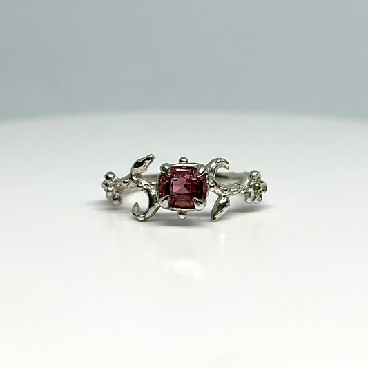 Primrose Ring - US 6/UK L