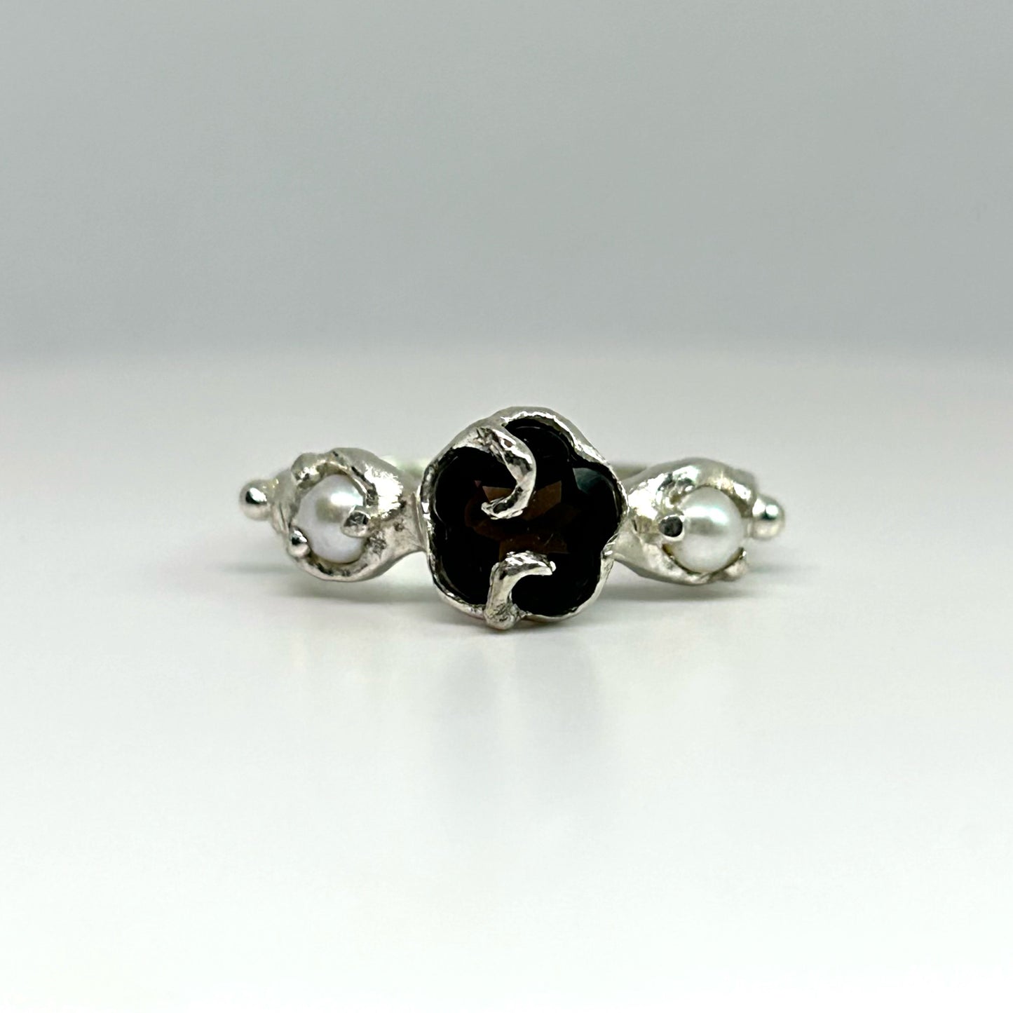 Bloom Ring - US 6.5/UK M