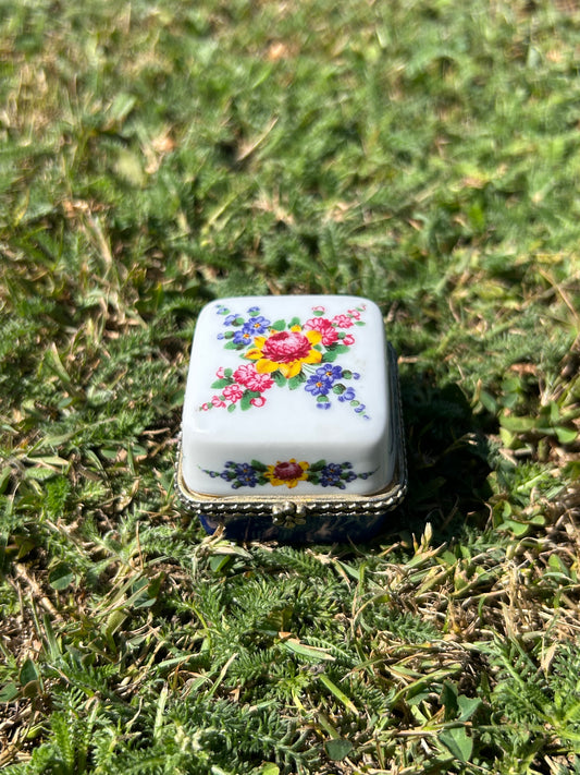 Vintage Fine Porcelain Floral Ring Box