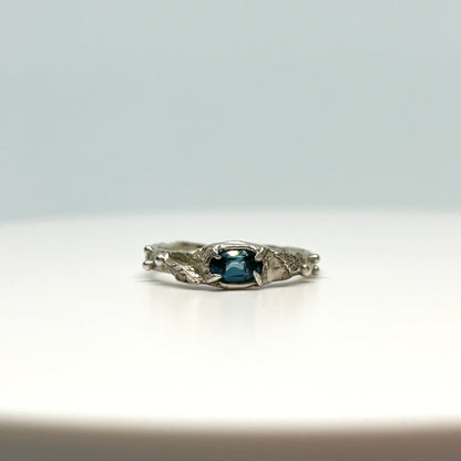 Juniper Ring - US 5.25 / UK J1/2