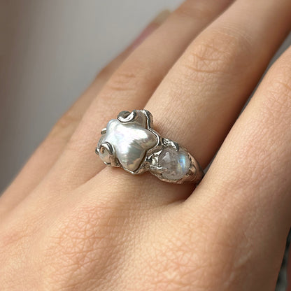 Moonlight Ring - US 6.5/UK M