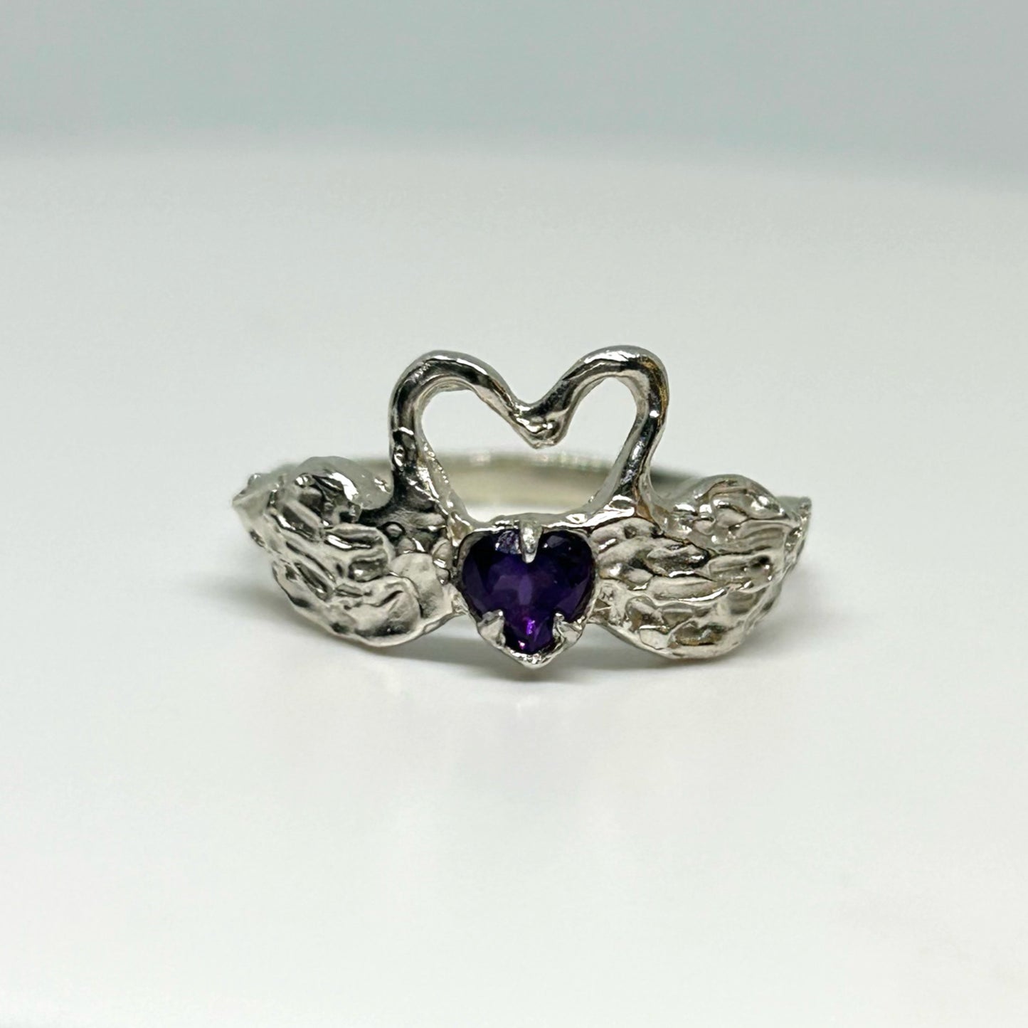 Amethyst Swans in Love - US 7/UK N